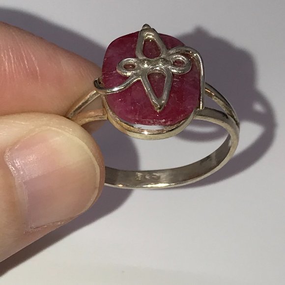 Sterling Silver Faceted Natural Ruby Ring Size, 7 1/2 - Picture 5 of 9